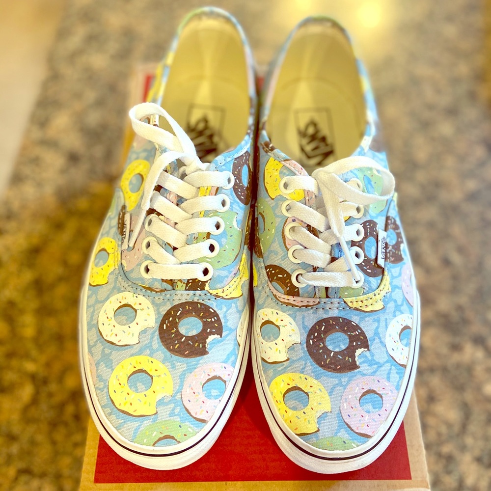 Vans Donuts